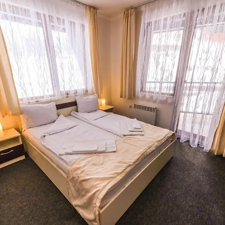 Grand Monastery Violet With One Bedroom And A Terrace Lägenhet Pamporovo