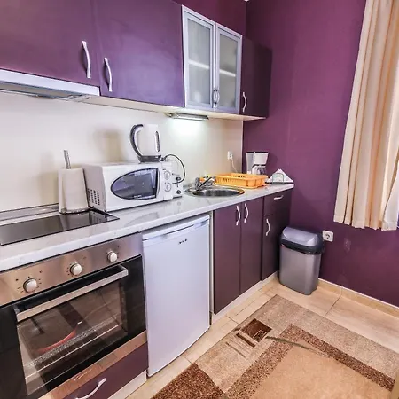 Grand Monastery Violet With One Bedroom And A Terrace Lägenhet *